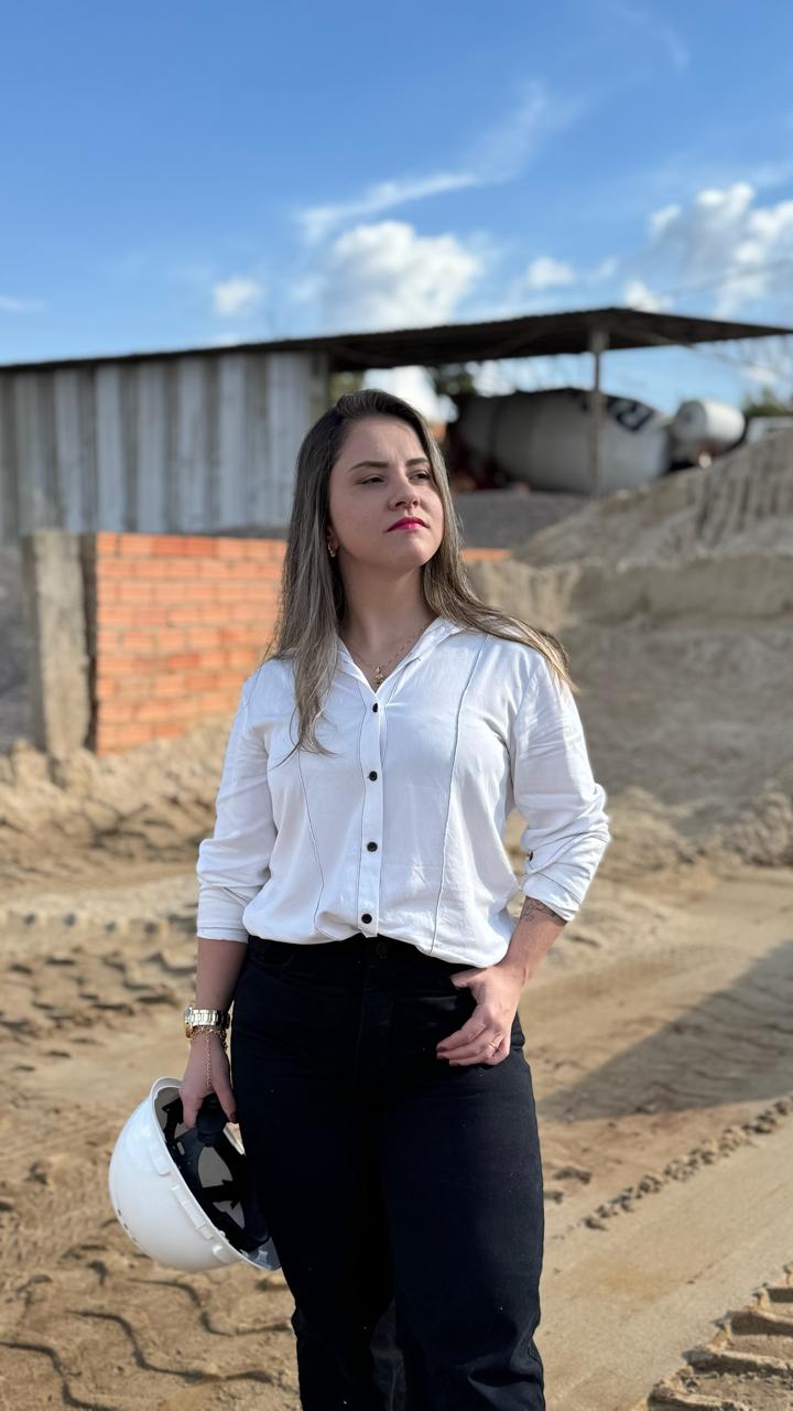 Caroline em vistoria de campo